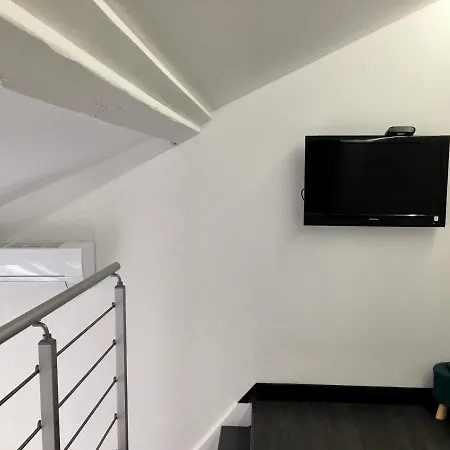 Calmette Apartment *